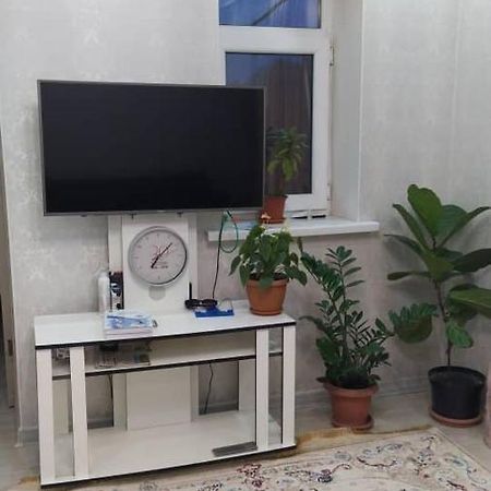 Hotel "Тихий Дом Трансфер" Bishkek Ngoại thất bức ảnh