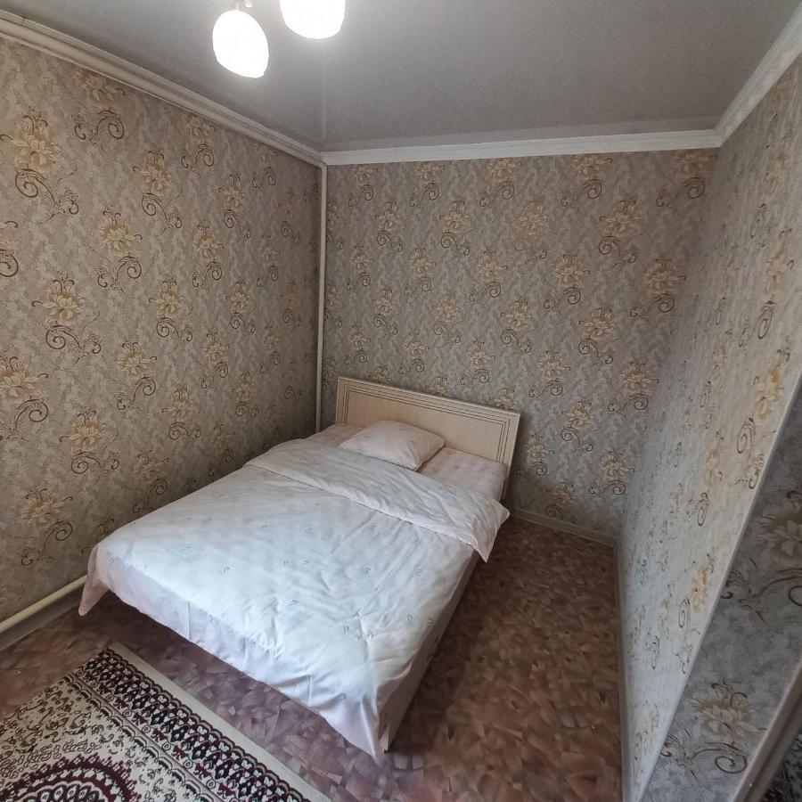 Hotel "Тихий Дом Трансфер" Bishkek Ngoại thất bức ảnh