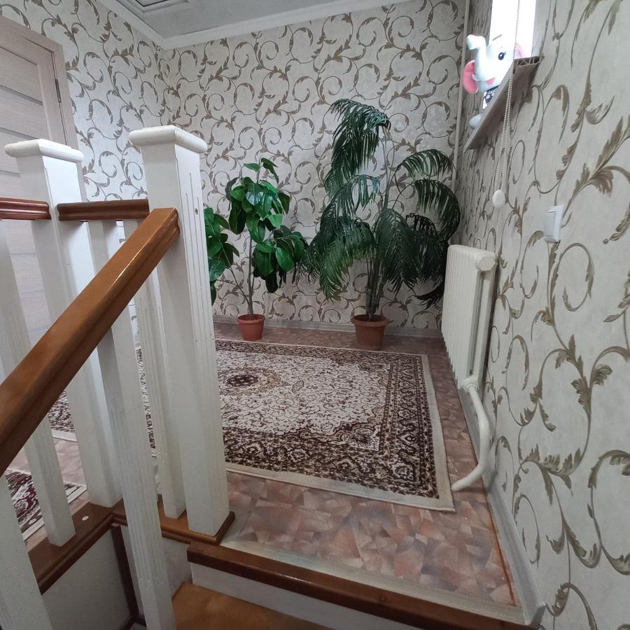 Hotel "Тихий Дом Трансфер" Bishkek Ngoại thất bức ảnh