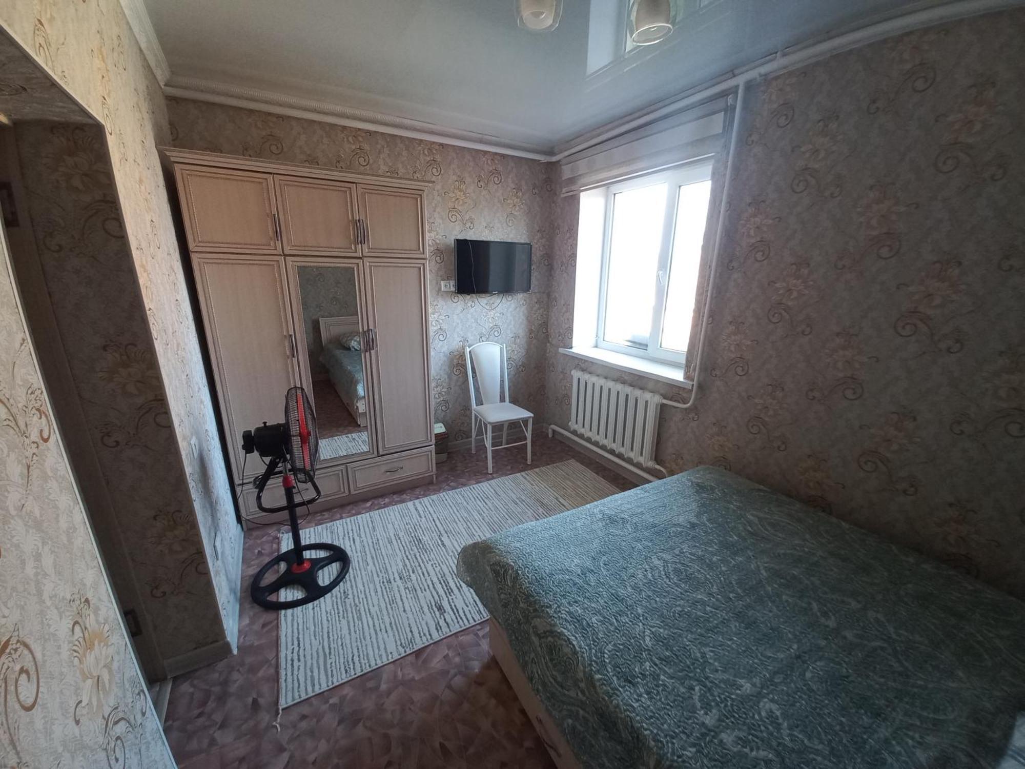 Hotel "Тихий Дом Трансфер" Bishkek Ngoại thất bức ảnh